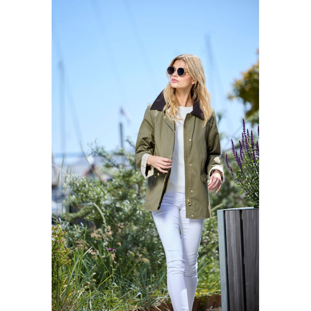 Junge Natasja Kv. 45 45-Olive