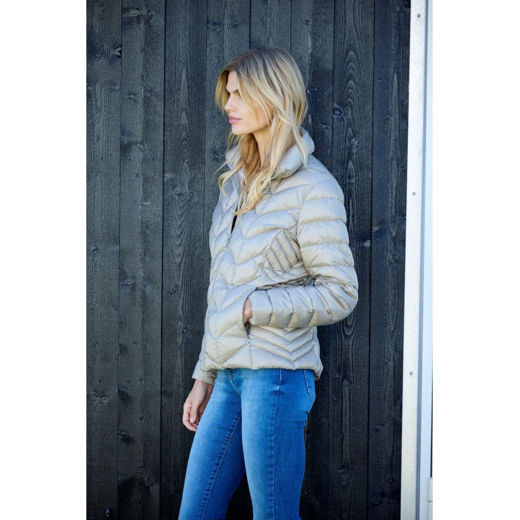 Junge Daisy Kv. 62 12-Sand