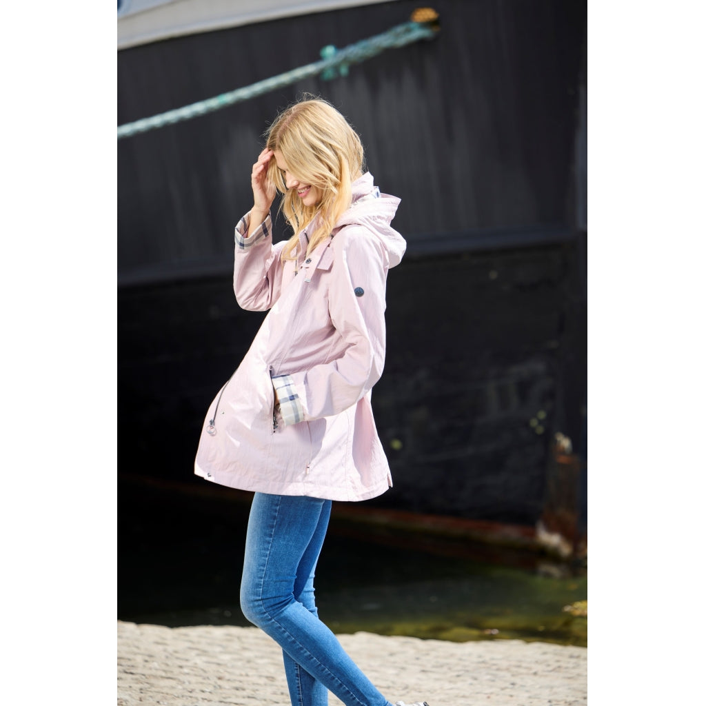 Junge Nellie Kv. 75 33-Rose