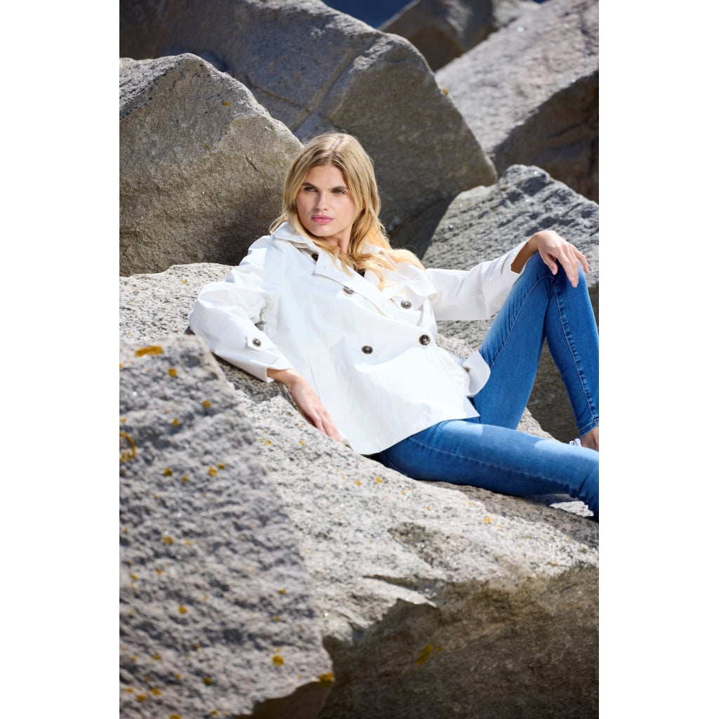 Junge Nicolette Kv. 46 10-Ecru